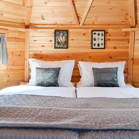 Glamping Izletiste Banovac Hotel Gornje Komarevo Exterior photo
