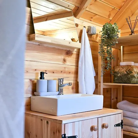 Glamping Izletiste Banovac Hotel Gornje Komarevo Exterior photo