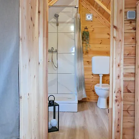 Glamping Izletiste Banovac Hotel Gornje Komarevo Exterior photo